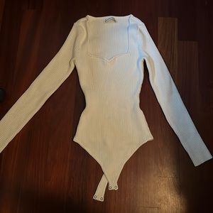Abercrombie & Fitch White V-Neck Sweater